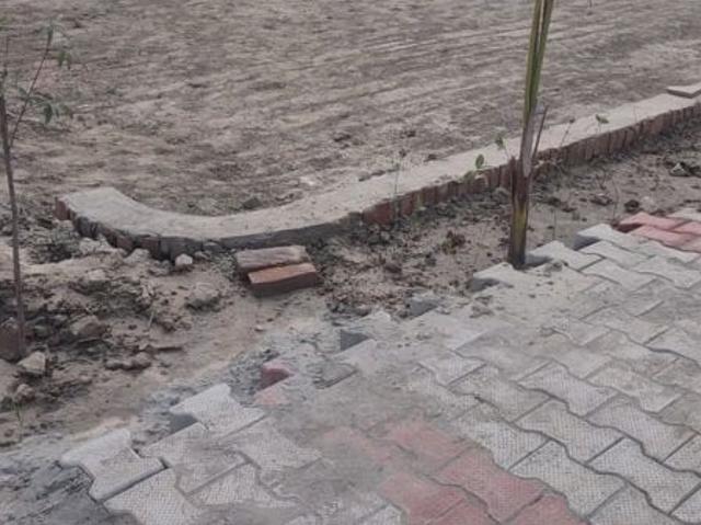 250 Sq.Yd. Plot in Shahpur Kala Bulandshahr Listing ID: #10355