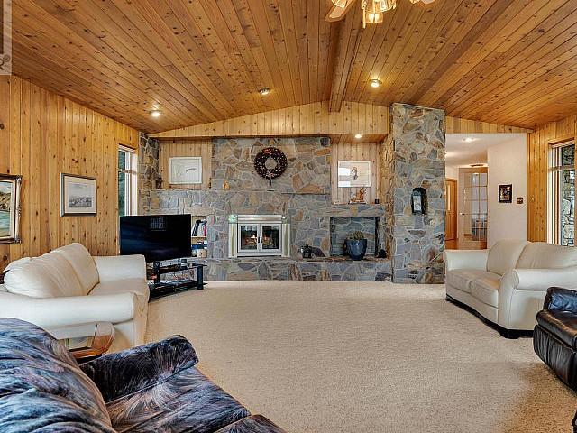 250 Prospect Crescent Lumsden, Saskatchewan