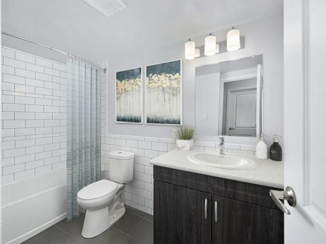 250 Roehampton Avenue 1 Bedroom Apartment for Rent at 250 Roehampton Ave, Toronto, ON M4P 1R9 North Toronto