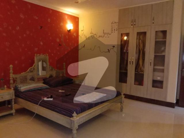 250 yard town house very well maintained in Darul Aman Society near to Bacha Party Darul Aman Society