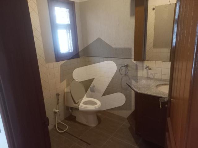 250 Yard Bungalow For Sale DHA Phase 6