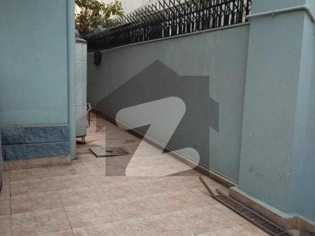 250 Yards Slightly Used Bungalow Available For Sale DHA Phase 4
