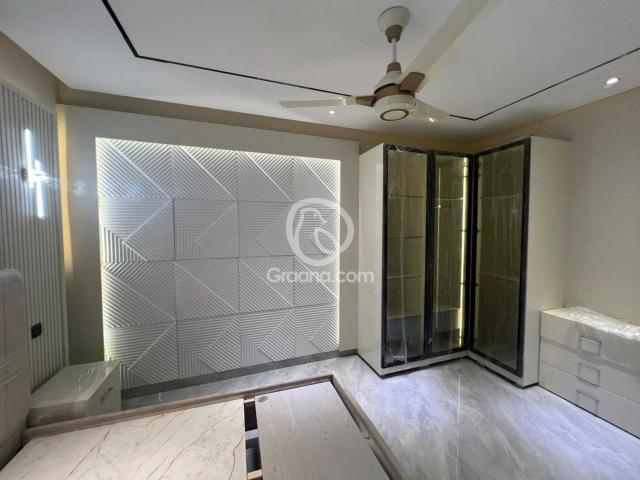 250 Yd² House for Sale