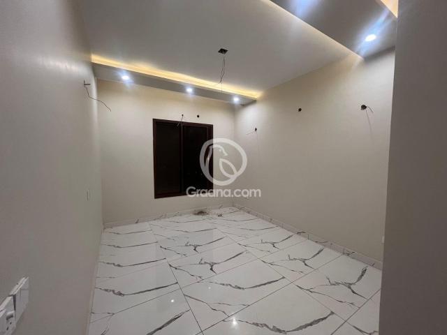 250 Yd² House for Sale