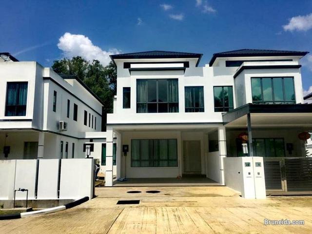 250k 2storey in Sepang Enstek