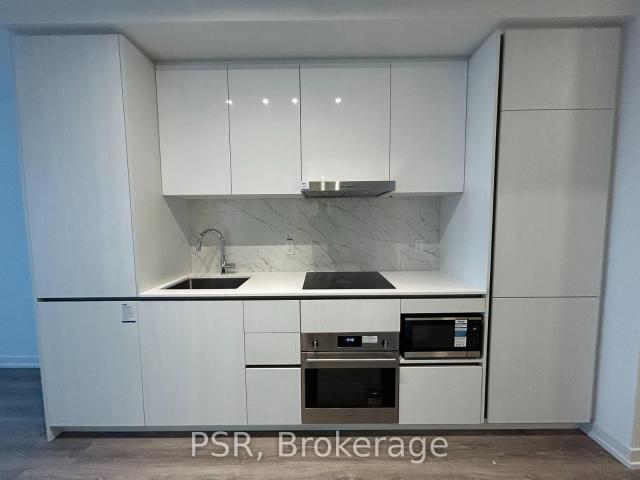 2510 8 Interchange Way S, Vaughan | Leased, N12580 | Condos. Ca