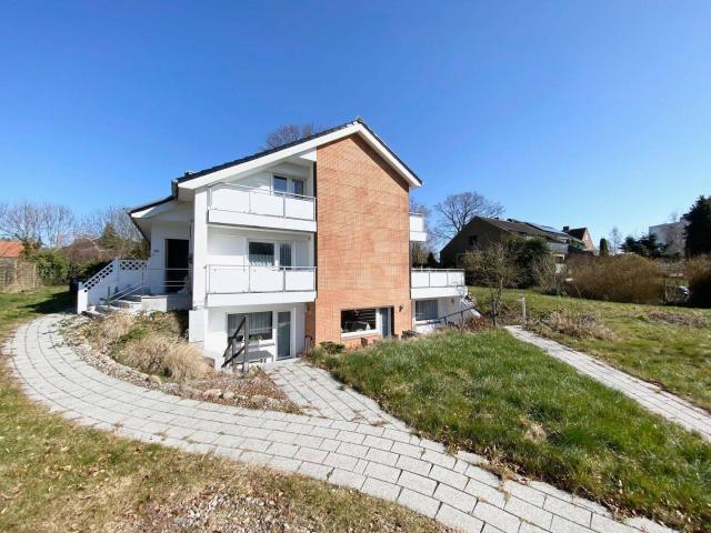251,91 m² Wfl. Haus aus 1970, 1 große Whg + 1 Whg + 4 Appartments, auf 1507 m² Grund, 210 m zum Strandweg in Pelzhaken