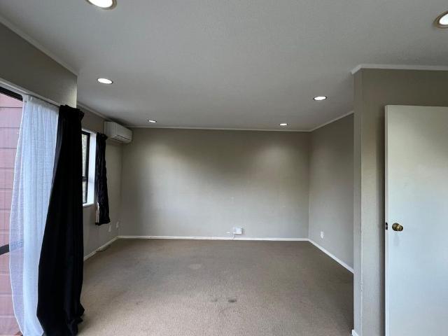 251 Grounsell Crescent