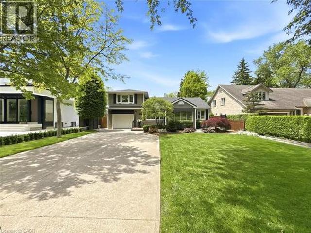 251 Kensington Boulevard, Tecumseh, ON, N8N 2K8 house for sale | Listing ID 40833 | Royal LePage