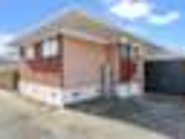 Sold 2/51 Kingsway Avenue, Sandringham Mar 2024 | Barfoot & Thompson