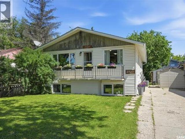 2525 Mcpherson Avenue, Saskatoon, SK, S7J 0T2 house for sale | Listing ID SK042397 | Royal LePage