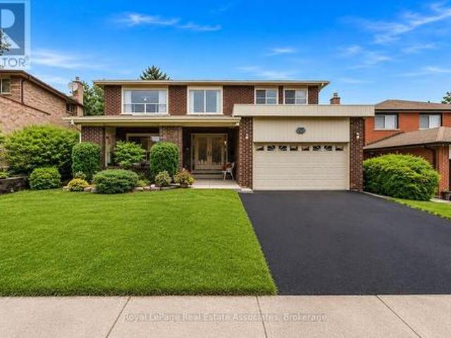 2529 Claymore Crescent, Mississauga, ON, L5C 3A2 house for sale | Listing ID W13589 | Royal LePage
