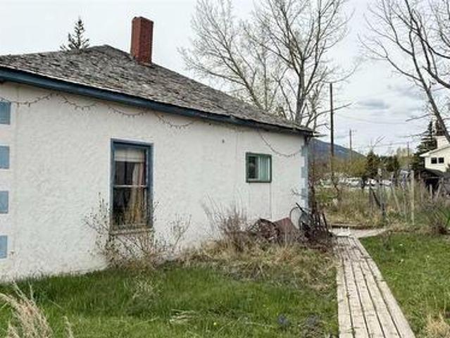 2520, Bellevue, AB, T0K 0C0 house for sale | Listing ID A2309 | Royal LePage