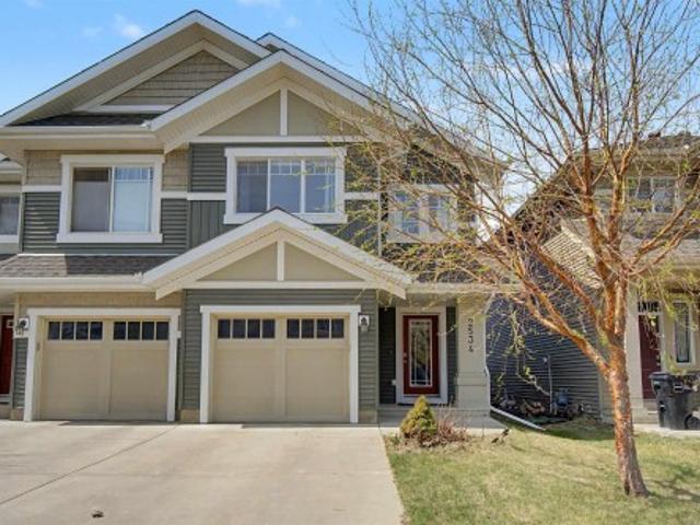 2534 Coughlan Road, Edmonton, AB, T6W 2X8 house for sale | Listing ID E4487 | Royal LePage