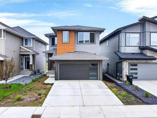 2539 St Nw, Edmonton, AB, T6M 1P4 house for sale | Listing ID E4492 | Royal LePage