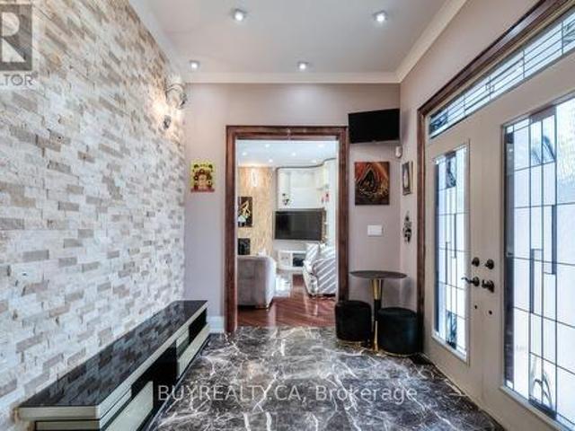 2530 King Road, King, ON, L7B 1J7 house for lease | Listing ID N13434 | Royal LePage