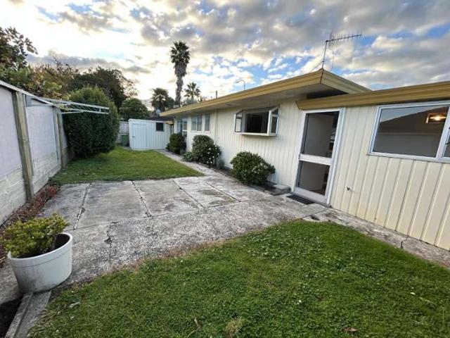 2/531 Devonport Road, 1047, Tauranga