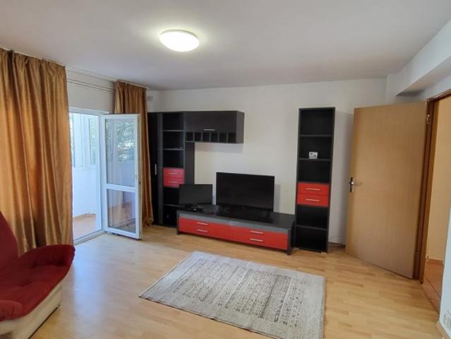 2533. Apartament 3 camere de închiriat în Otopeni – Zonă centrală