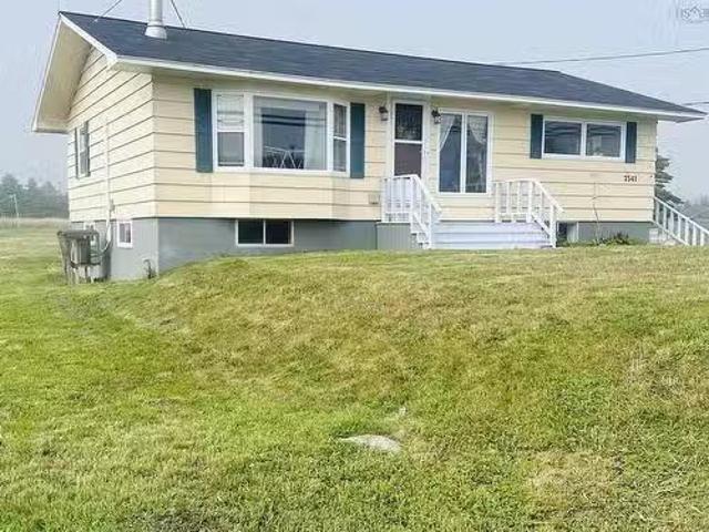 2541 Main Street, Clark'S Harbour, NS, B0W 1P0 house for sal.