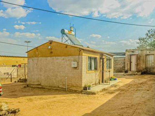 254m2 main road investment property