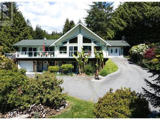 2556 Lower Road, Roberts Creek, BC, V0N 2W4 house for sale | Listing ID R3006 | Royal LePage