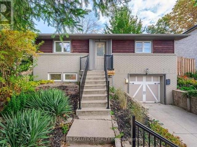2557 Mindemoya Road, Mississauga, ON, L5C 2R1 house for sale | Listing ID W13538 | Royal LePage