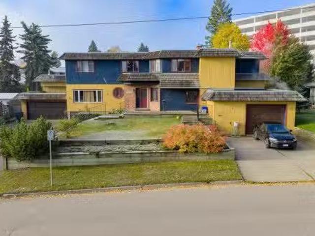 2550 Laurier Crescent, Prince George, BC, V2M 2B5 Luxury Hou.