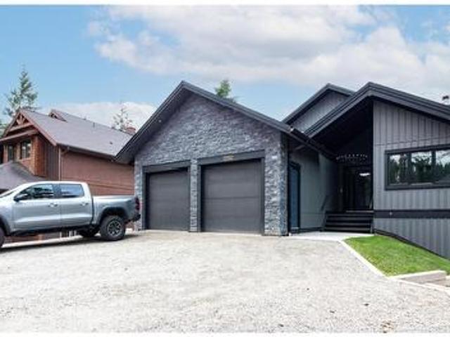 2552 Sandstone Mews, Invermere, BC, V0A 1K6 house for sale | Listing ID 10393 | Royal LePage