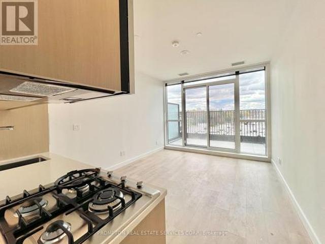 255 68 Esther Shiner Boulevard, Toronto, ON, M2K 0J6 lease for lease | Listing ID C13232 | Royal LePage