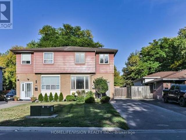 255 Cedar Avenue, Richmond Hill, ON, L4C 2B3 house for sale | Listing ID N13109 | Royal LePage