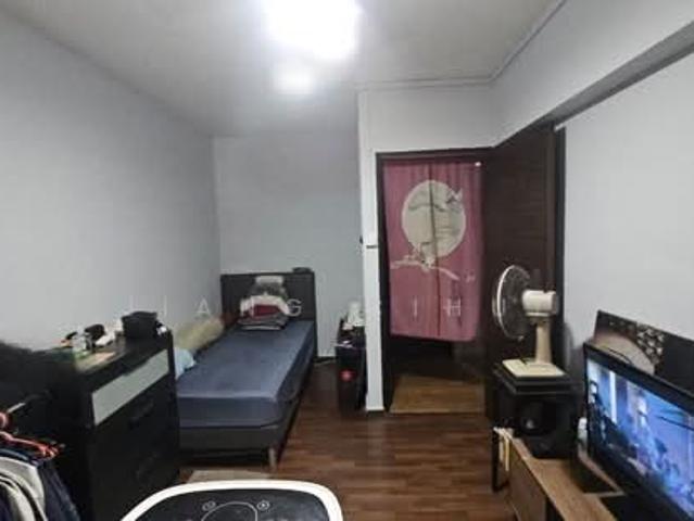 255 Bangkit Road HDB Apartment Room Rental, $850, 1 Bed 1 Bath 130 sqft $6.54 psf