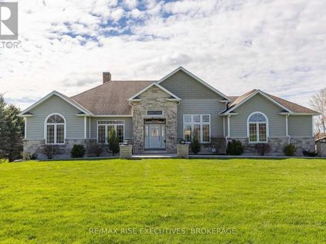 255 Good Friend Drive, Frontenac Islands The Islands, ON, K7G 2V6 house for sale | Listing ID X13085 | Royal LePage