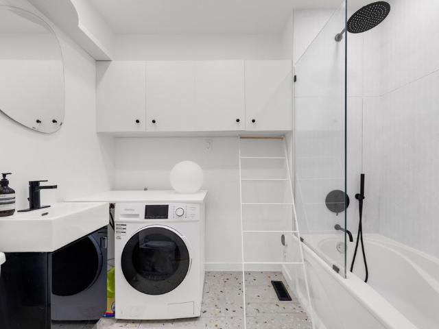 255 Rue Delinelle