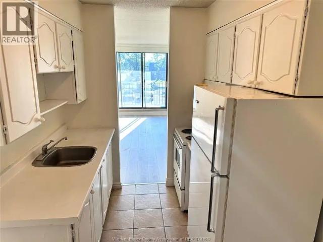 2565 LAUZON ROAD Unit# 211