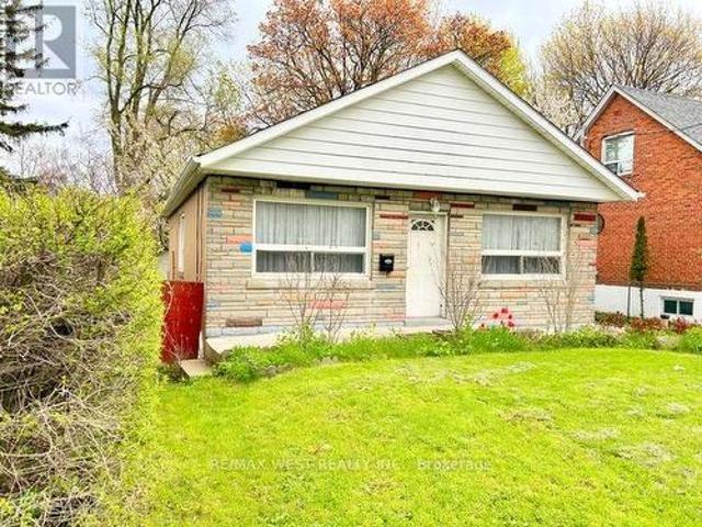 2567 Kingston Road, Toronto, ON, M1M 1M1 house for sale | Listing ID E13145 | Royal LePage