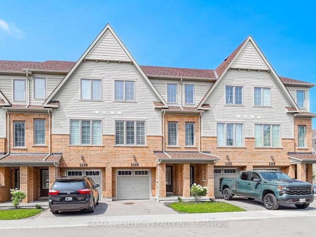 2560 Earleville Path, Oshawa | 3Beds/3Bath, Townhouse, $2,750/mo | Condos. Ca