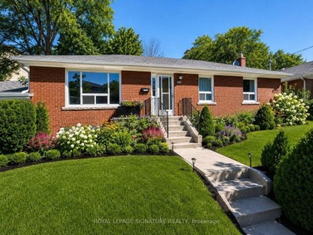 256 Ferris Road, Toronto, ON, M4B 1H6 house for sale | Listing ID E13636 | Royal LePage