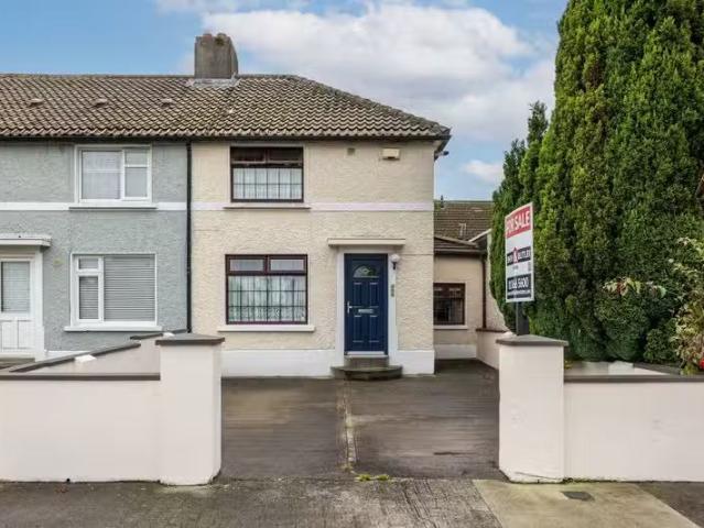 256 Larkhill Road, Whitehall, Whitehall, Dublin 9, D09WV32 is.