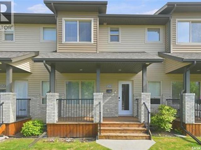 256 Maningas Bend, Saskatoon, SK, S7W 0P5 townhouse for sale | Listing ID SK038572 | Royal LePage