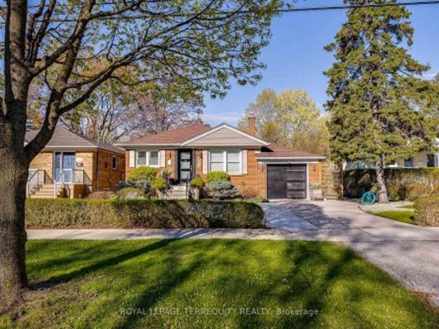 256 Renforth Drive, Toronto, ON, M9C 2K9 house for sale | Listing ID W13090 | Royal LePage