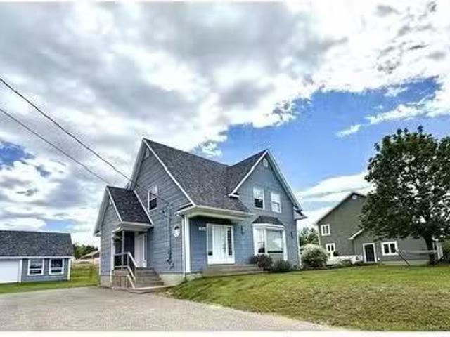 256 Rue Foulem, Caraquet, NB, E1W 1A4 house for sale Listin.