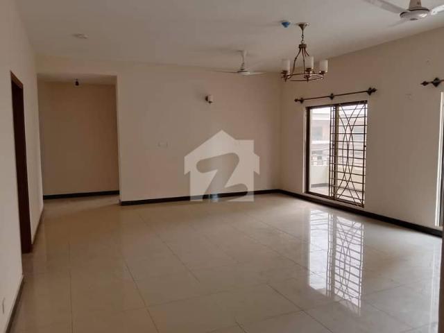 2575 Square Feet Flat Up For Sale In Askari 5 Sector J