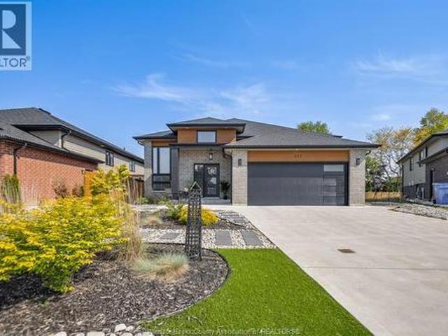 257 Robinson Avenue, Essex, ON, N8M 0A8 house for sale | Listing ID 26013 | Royal LePage