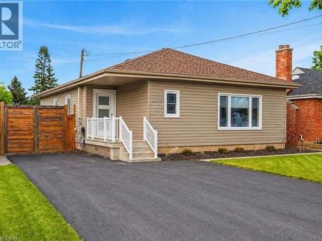 258 Sanatorium Road, Hamilton, ON, L9C 1Z9 house for sale | Listing ID 40826 | Royal LePage