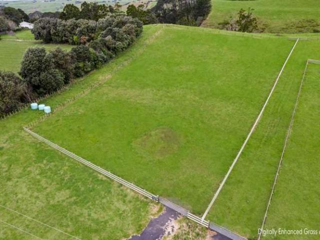2594 Awhitu Road, Awhitu, Franklin