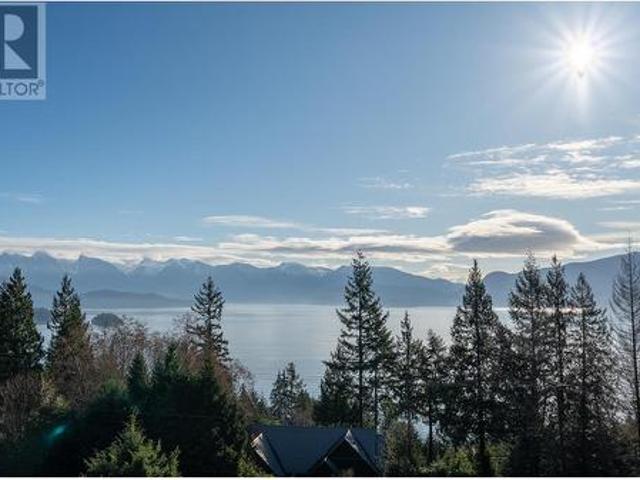 259 Bridgeman Road, Gibsons, BC, V0N 1V1 house for sale | Listing ID R2980 | Royal LePage