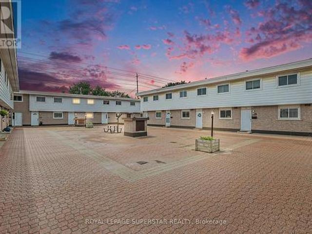 25 427 Moodie Drive, Ottawa, ON, K2H 8A6 townhouse for sale | Listing ID X11969 | Royal LePage