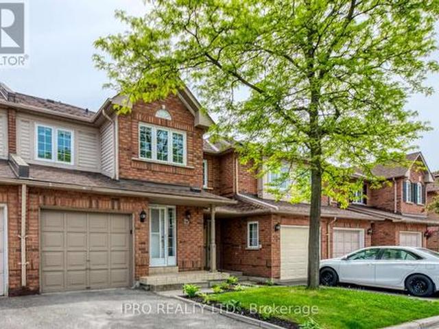 25 10 Cherrytree Drive, Brampton, ON, L6Y 5E9 townhouse for sale | Listing ID W12182 | Royal LePage