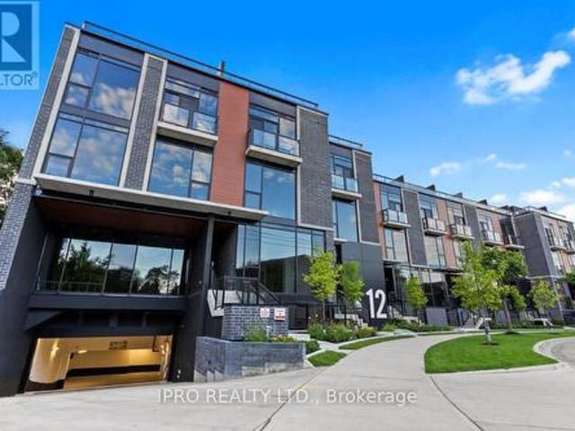25 12 Dervock Crescent, Toronto, ON, M2K 1A7 townhouse for sale | Listing ID C12105 | Royal LePage