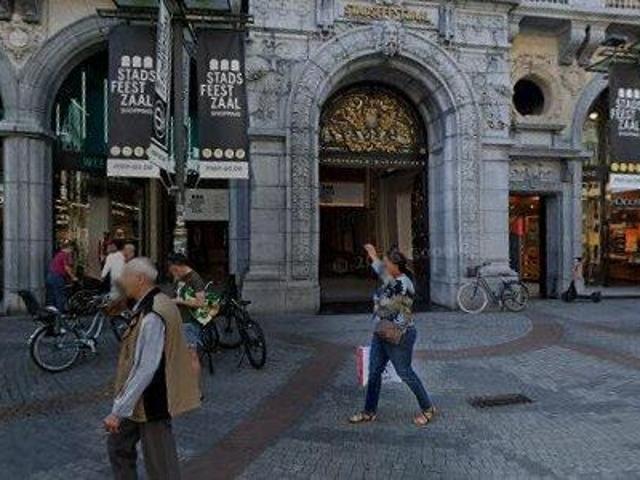 25 140 m2 office space for rent in Stad Antwerp